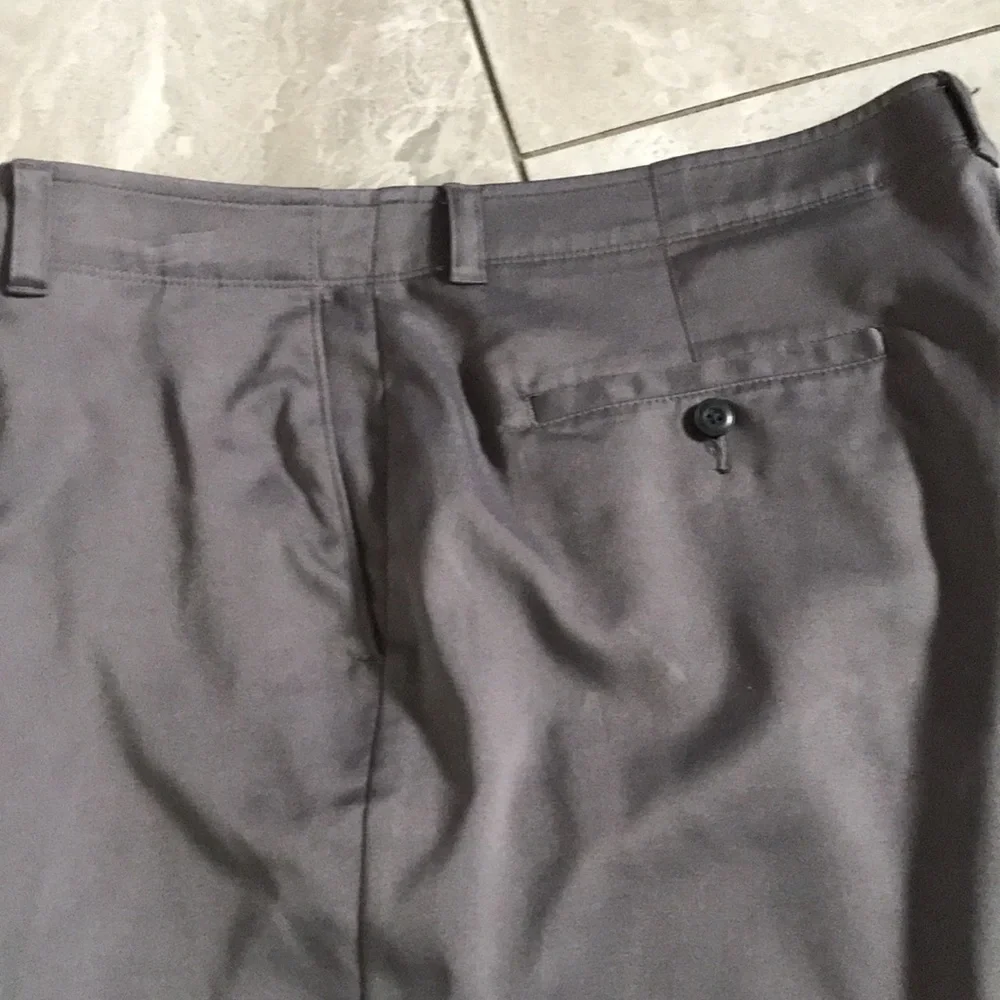PGA TOUR Mens 10” Golf Grey Shorts | 38